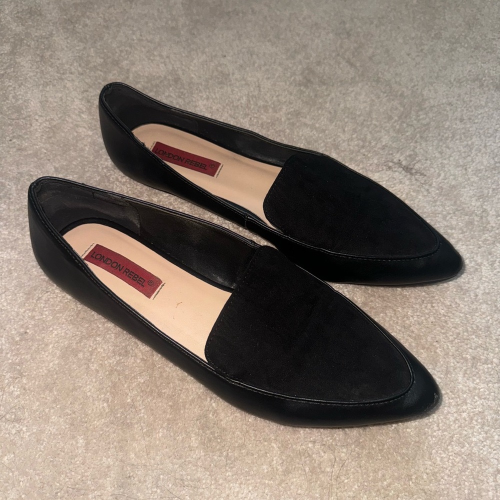 Pointed Toe Loafers